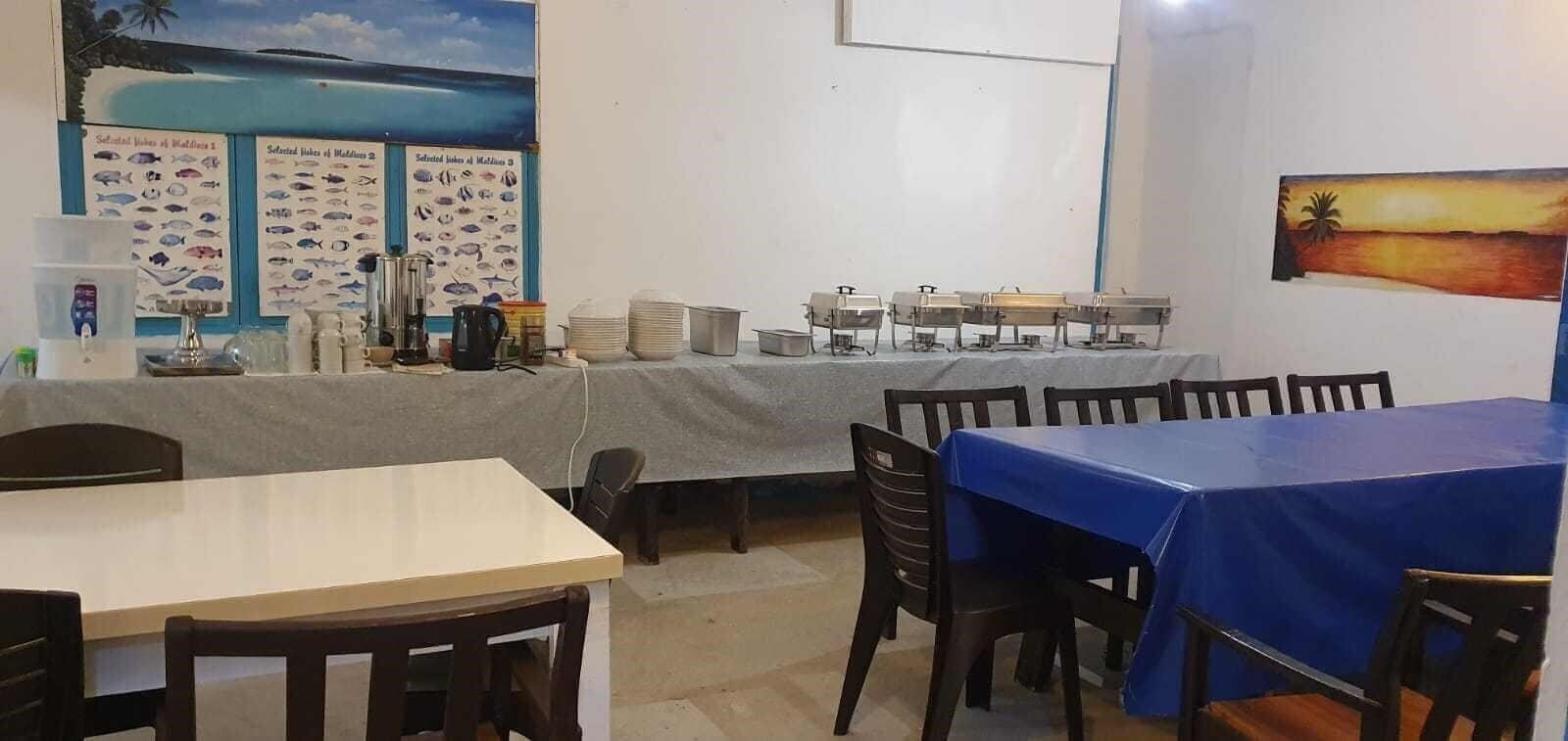 Апартаменти Rip Tide Vacation Inn Guest House гостиный двор